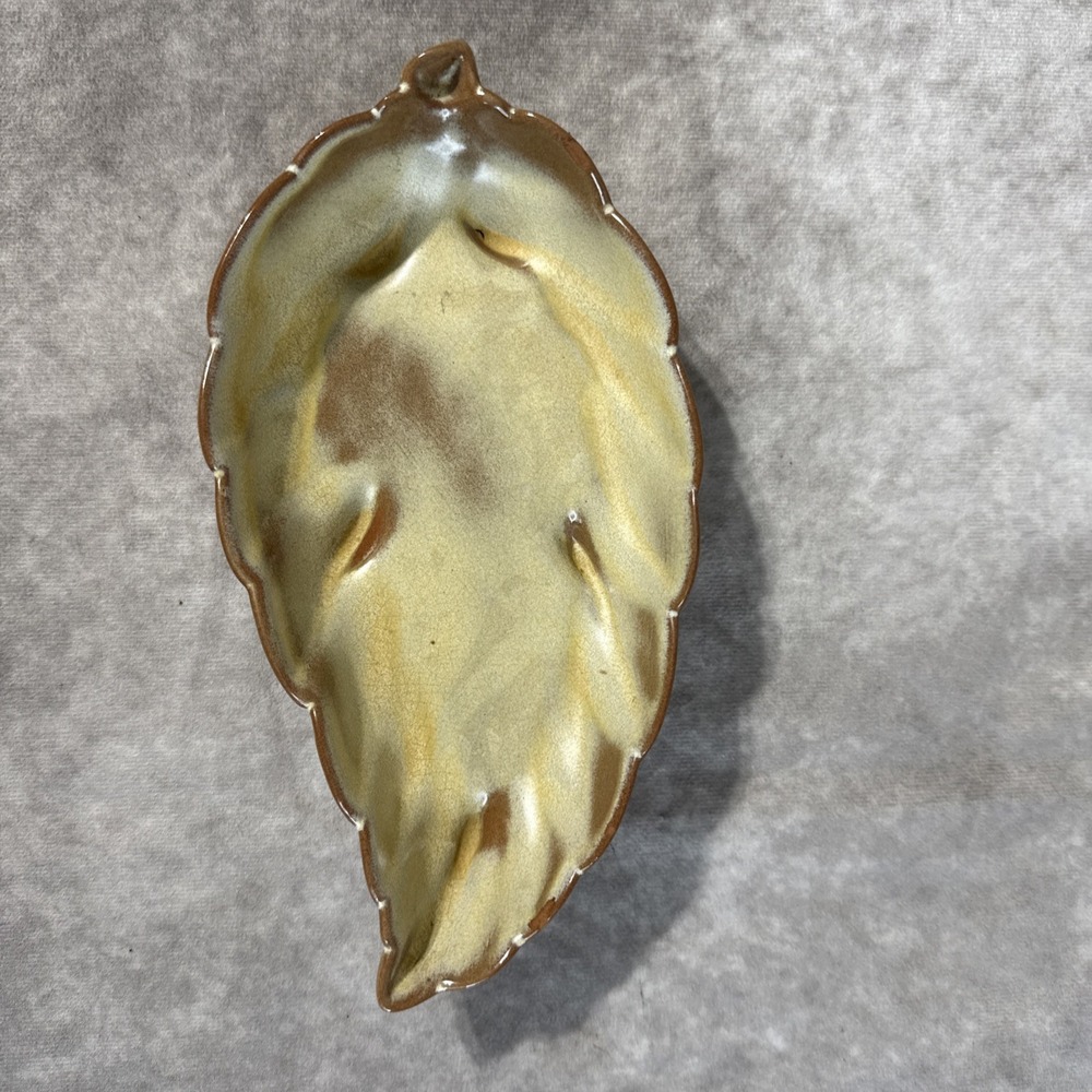 Frankoma Vintage Pottery #225, Desert Gold glaze Ceramic leaf dish